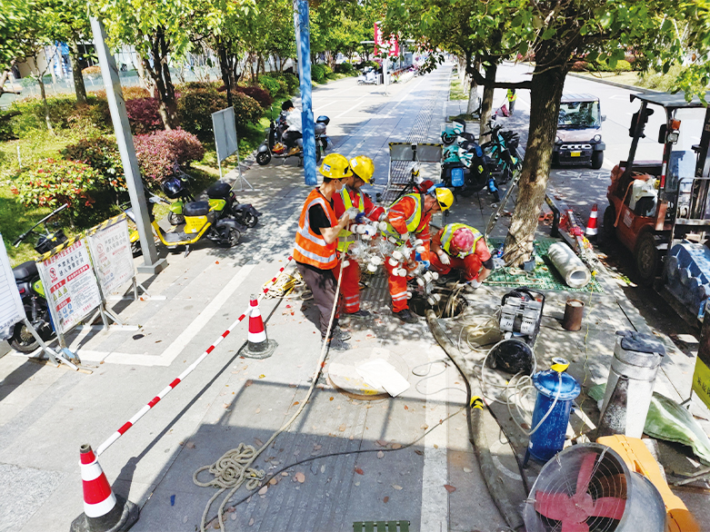  保定UV-CIPP紫外光固化修复