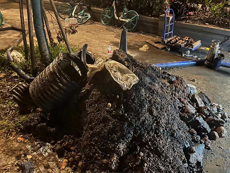 保定本地下水道疏通师傅,不通不收费【距您500米】